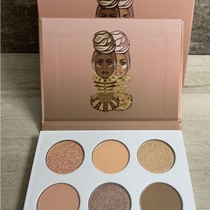 The nudes by juvia makeup pallet
